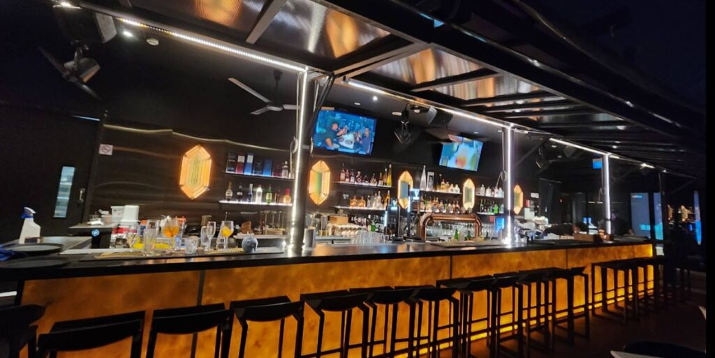 Abriza Rooftop Restaurant