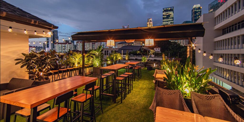Barouv Rooftop Bar