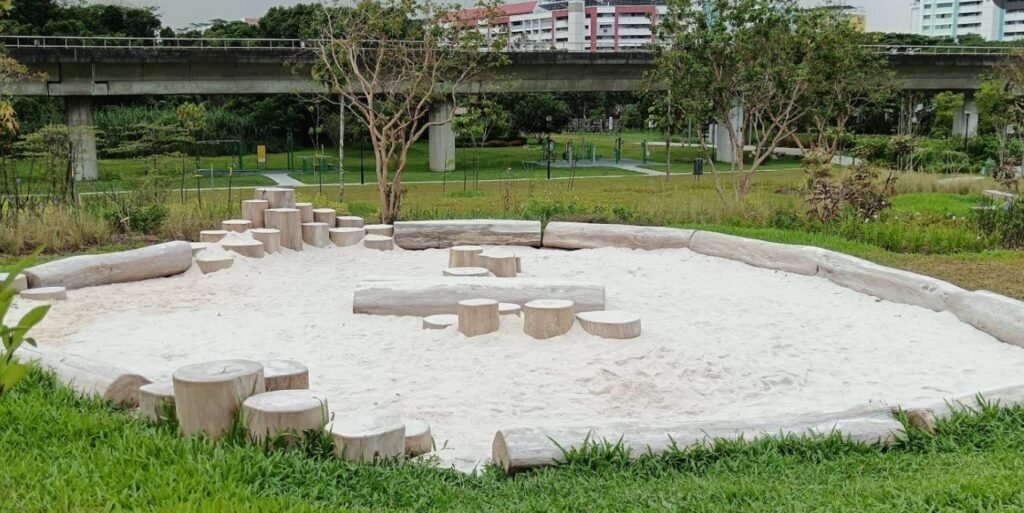 Tampines Boulevard Park Play Garden